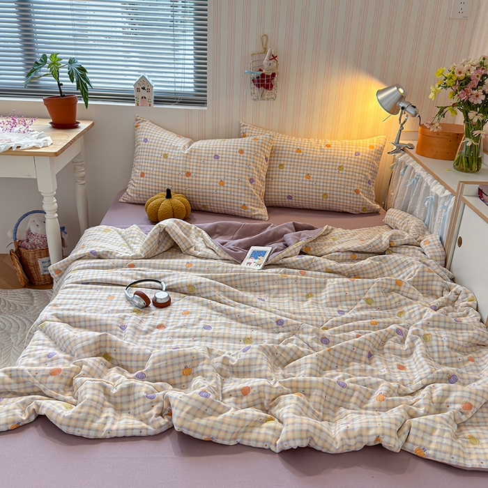 91家纺网 家纺一手货源 找家纺 老帅的工厂店 2026新款A类全棉双层纱大豆纤维夏被 南瓜派