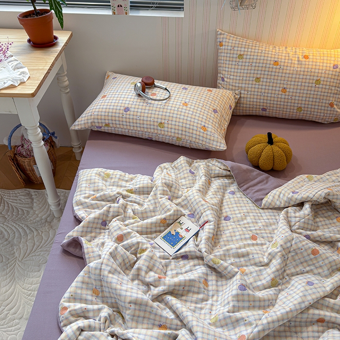 91家纺网 家纺一手货源 找家纺 老帅的工厂店 2026新款A类全棉双层纱大豆纤维夏被 南瓜派