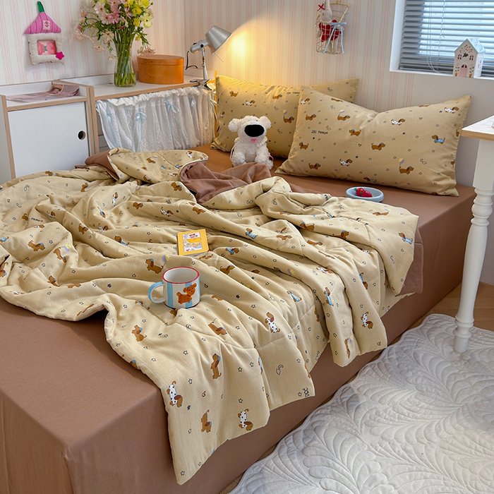 91家纺网 家纺一手货源 找家纺 老帅的工厂店 2026新款A类全棉双层纱大豆纤维夏被 俏皮狗