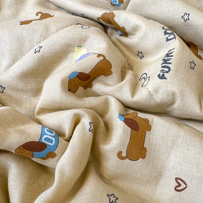 91家纺网 家纺一手货源 找家纺 老帅的工厂店 2026新款A类全棉双层纱大豆纤维夏被 俏皮狗