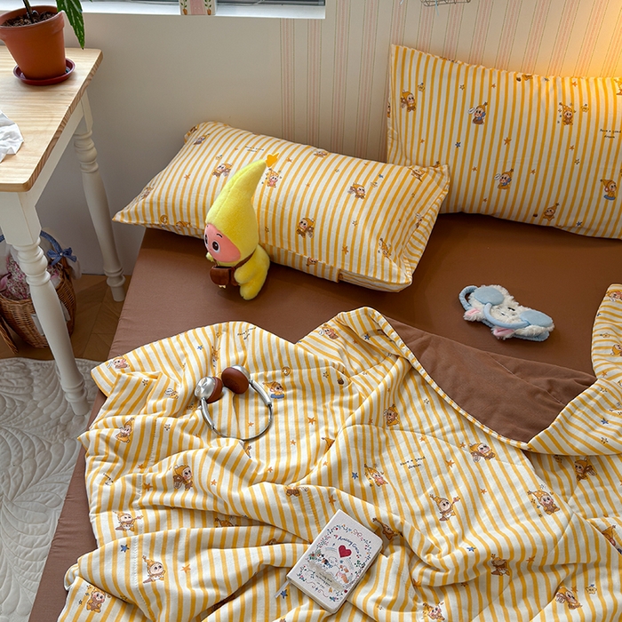 91家纺网 家纺一手货源 找家纺 老帅的工厂店 2026新款A类全棉双层纱大豆纤维夏被 星崽