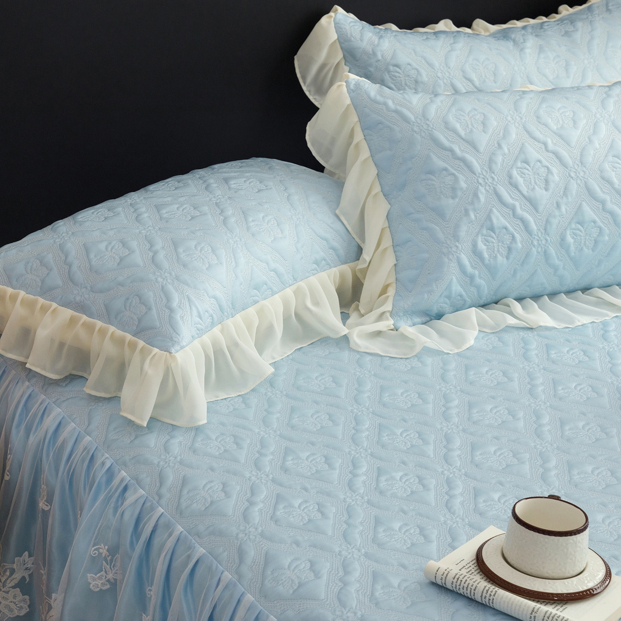 91家纺网 家纺一手货源 找家纺 （总）好儿喜家纺 2026新款夏季冰丝软凉席乙纶凉席床裙空调软席可机洗-蝶语系列