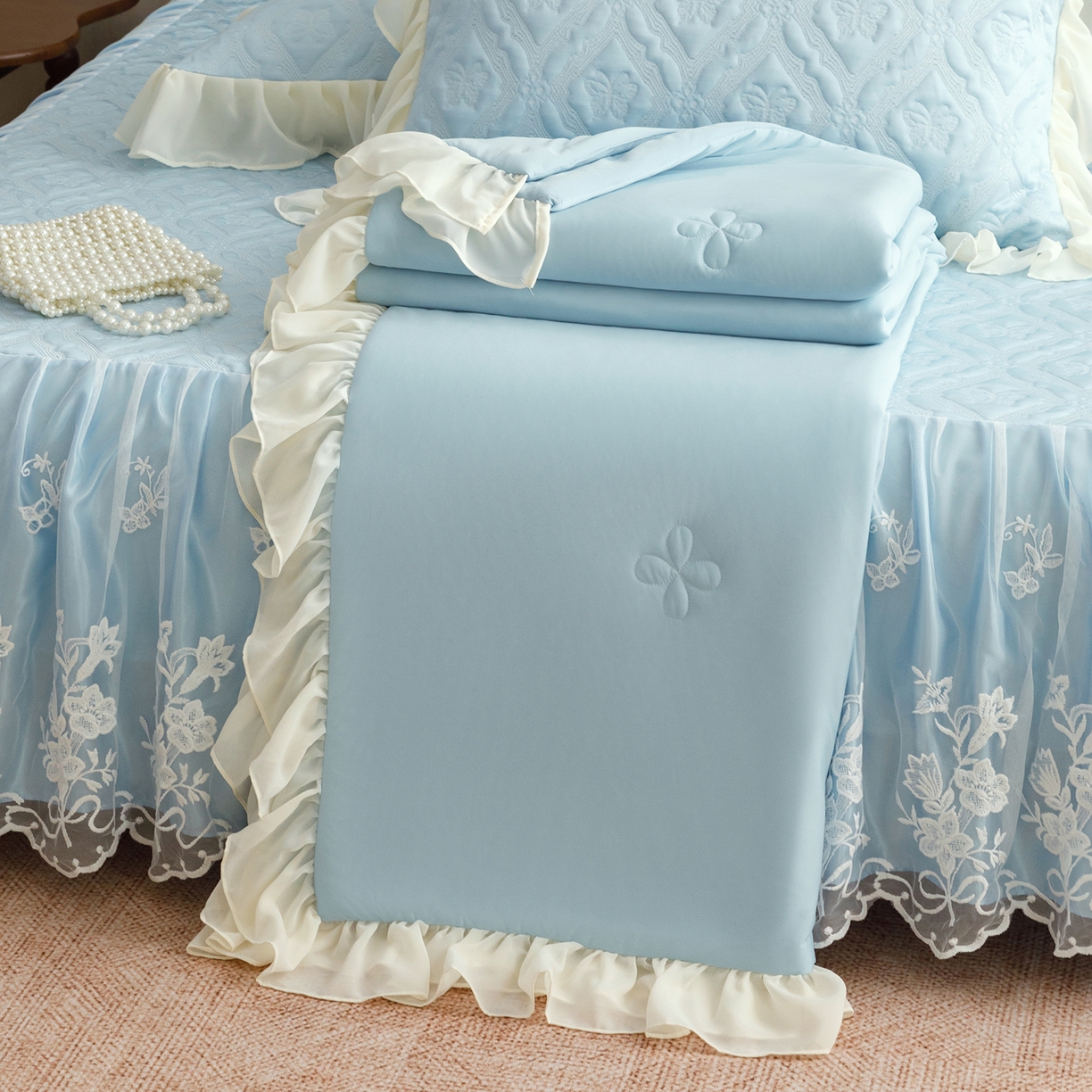 91家纺网 家纺一手货源 找家纺 （总）好儿喜家纺 2026新款夏季冰丝软凉席乙纶凉席床裙空调软席可机洗-蝶语系列