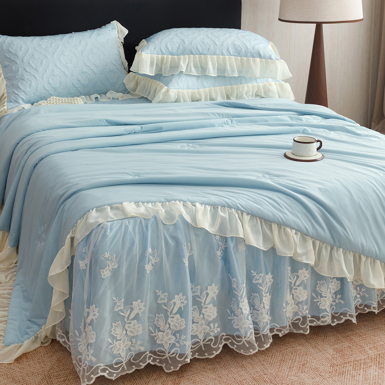 91家纺网 家纺一手货源 找家纺 （总）好儿喜家纺 2026新款夏季冰丝软凉席乙纶凉席床裙空调软席可机洗-蝶语系列