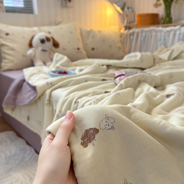 91家纺网 家纺一手货源 找家纺 老帅的工厂店 2026新款A类全棉双层纱大豆纤维夏被 紫林汪崽