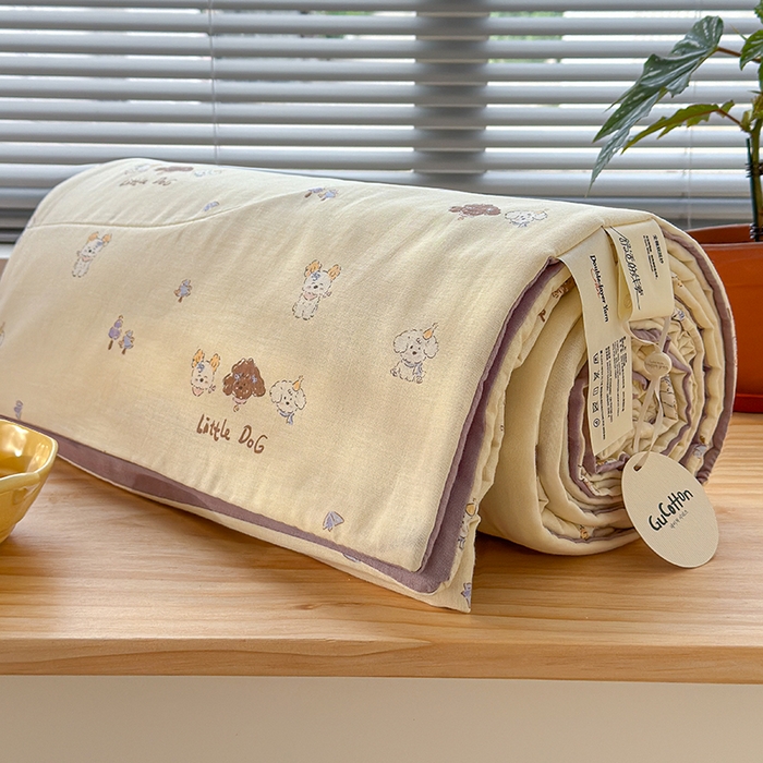 91家纺网 家纺一手货源 找家纺 老帅的工厂店 2026新款A类全棉双层纱大豆纤维夏被 紫林汪崽