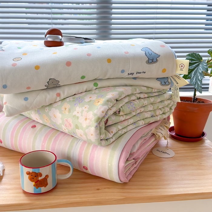 91家纺网 家纺一手货源 找家纺 老帅的工厂店 2026新款A类全棉双层纱大豆纤维夏被 组合图