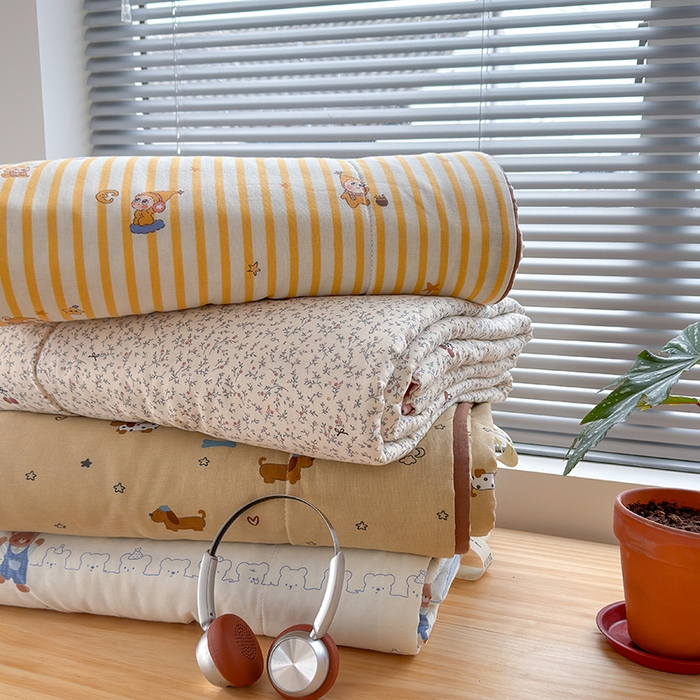 91家纺网 家纺一手货源 找家纺 老帅的工厂店 2026新款A类全棉双层纱大豆纤维夏被 组合图