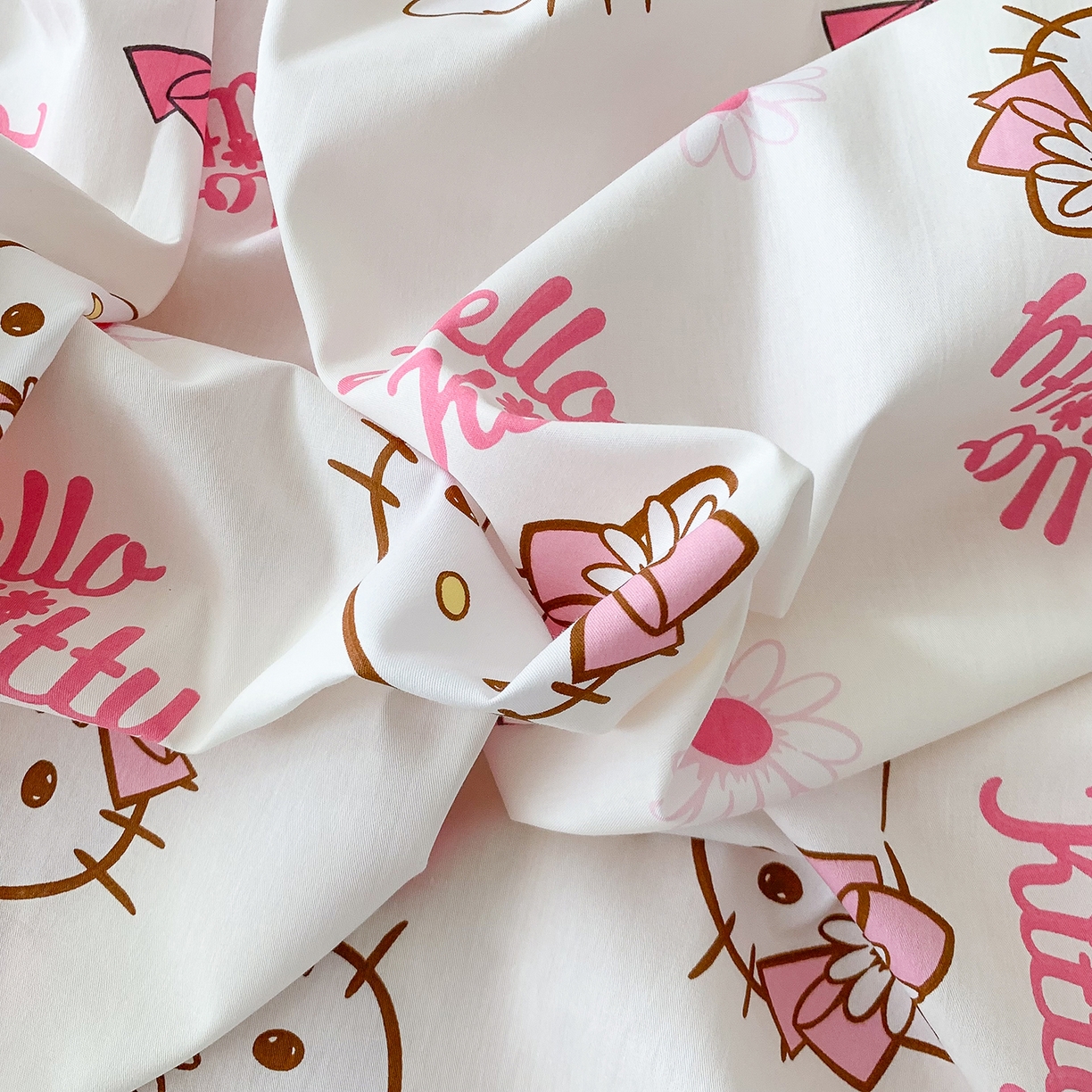 91家纺网 家纺一手货源 找家纺 玉元坊 2026新款三丽鸥正版授权儿童卡通全棉纯棉旅行隔脏睡袋火车出行睡袋 雏菊kt