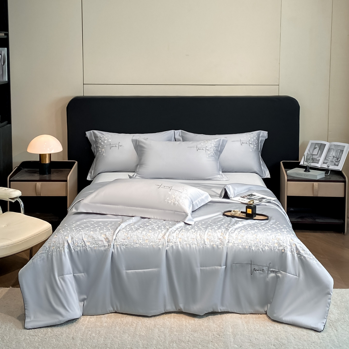 91家纺网 家纺一手货源 找家纺 新方向 2026新款刺绣A类20%蚕丝天丝棉夏被夏凉被空调被四件套-星耀 星耀-朦胧灰