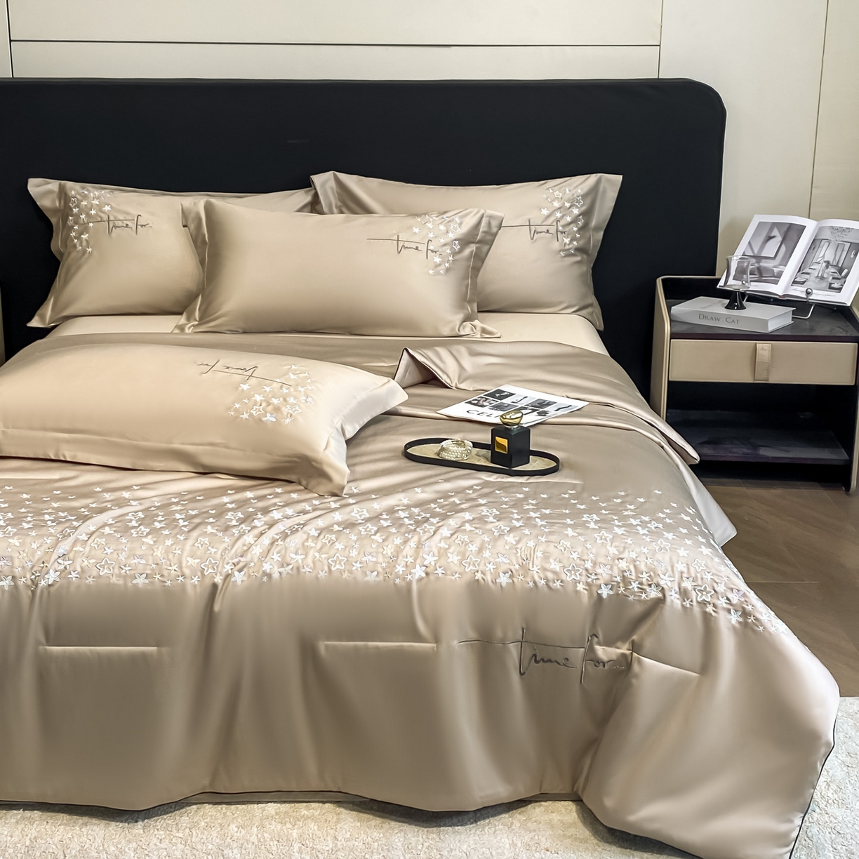 91家纺网 家纺一手货源 找家纺 新方向 2026新款刺绣A类20%蚕丝天丝棉夏被夏凉被空调被四件套-星耀 星耀-香槟