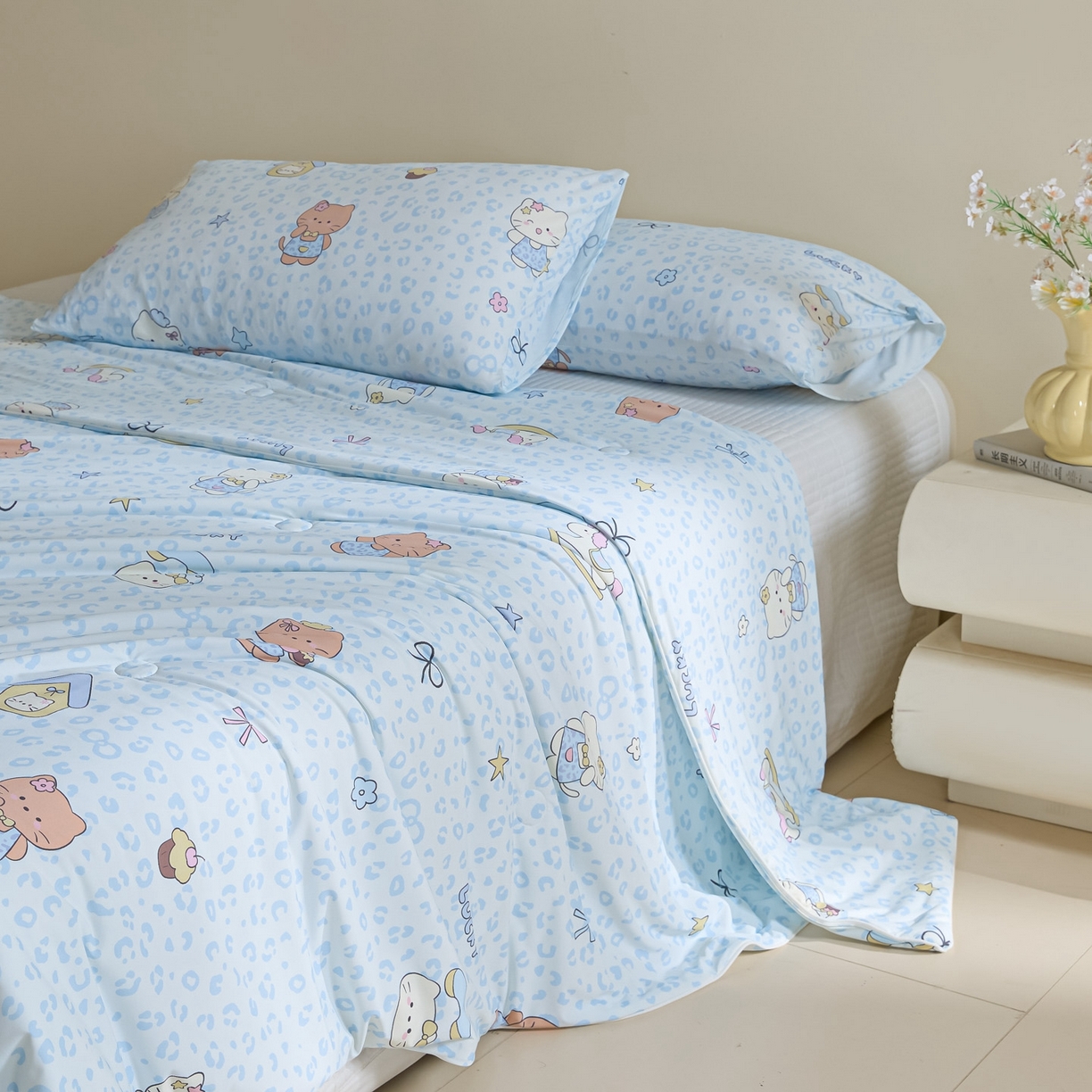 91家纺网 家纺一手货源 找家纺 一加一 2026新款A类凉感冰皮印花冰蚕被夏被夏凉被空调被 凯蒂木马