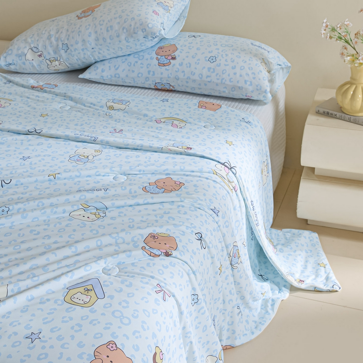 91家纺网 家纺一手货源 找家纺 一加一 2026新款A类凉感冰皮印花冰蚕被夏被夏凉被空调被 凯蒂木马