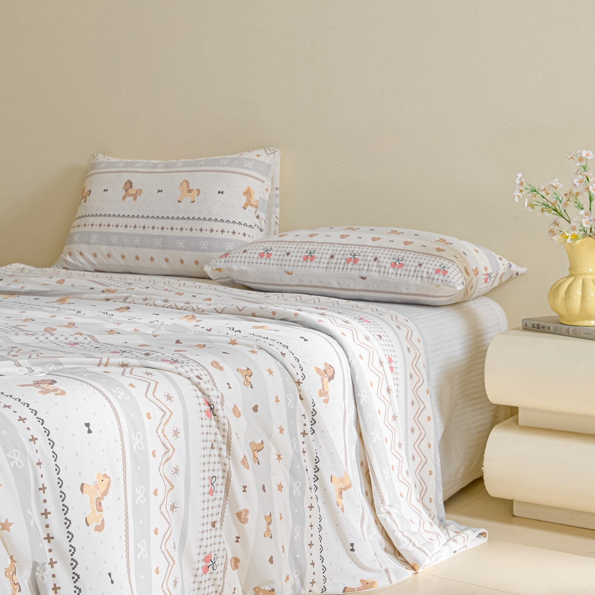 91家纺网 家纺一手货源 找家纺 一加一 2026新款A类凉感冰皮印花冰蚕被夏被夏凉被空调被 木马时光