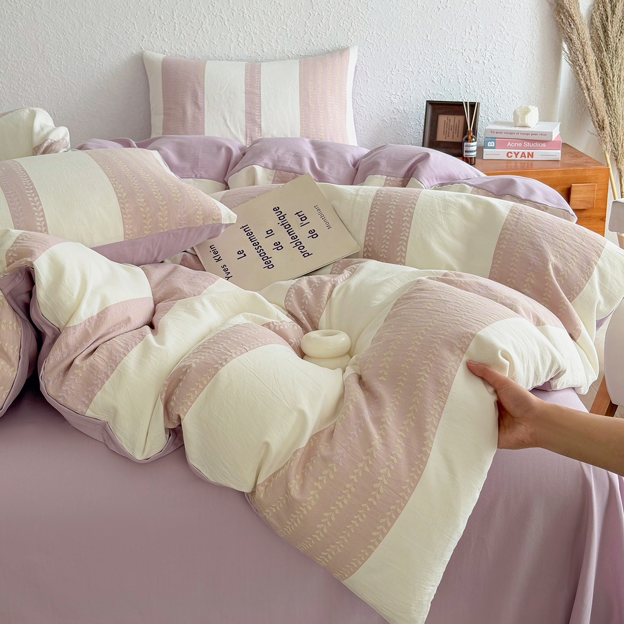 91家纺网 家纺一手货源 找家纺 贝尔 2026新款全棉色织提花双层纱单被套 春日来信