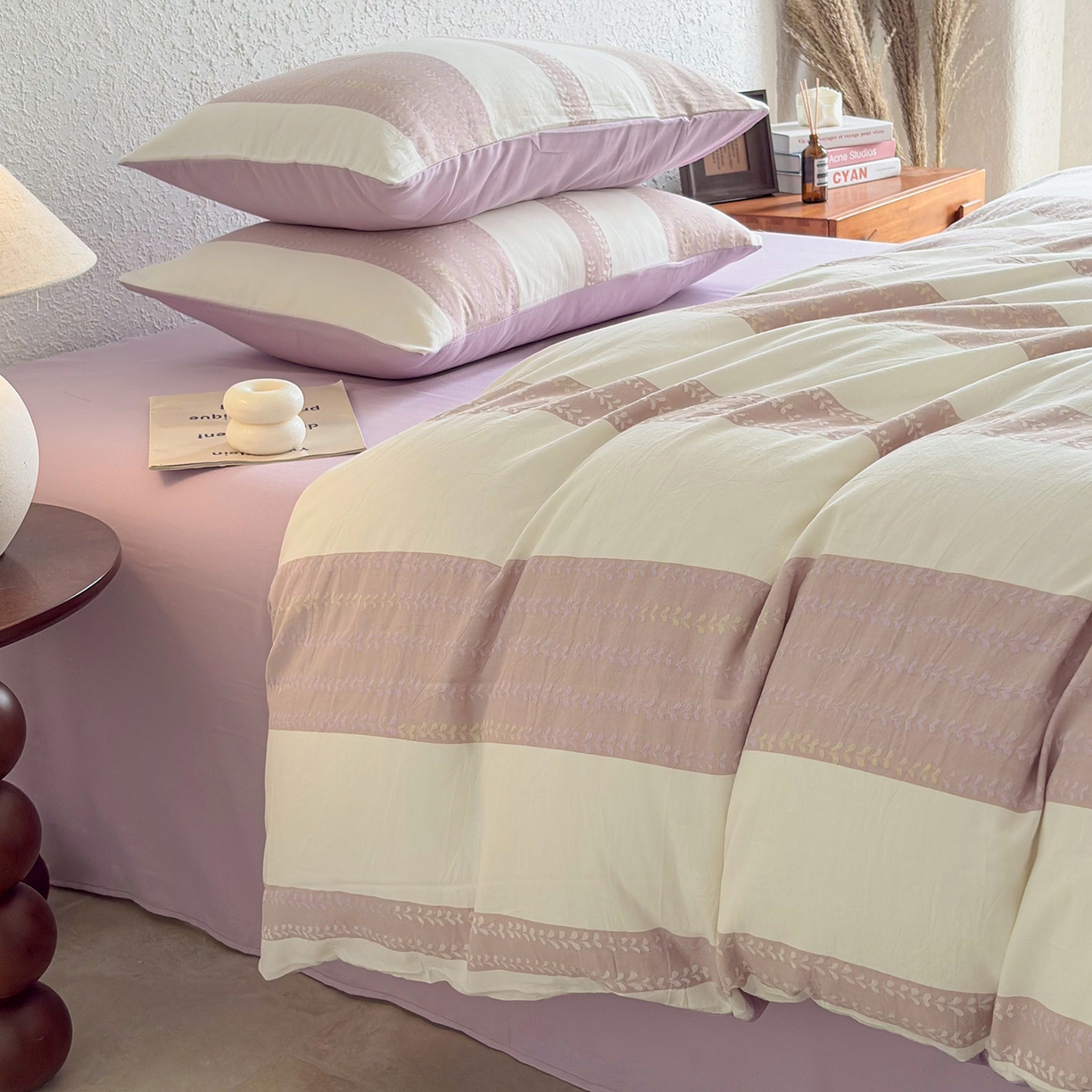 91家纺网 家纺一手货源 找家纺 贝尔 2026新款全棉色织提花双层纱单被套 春日来信