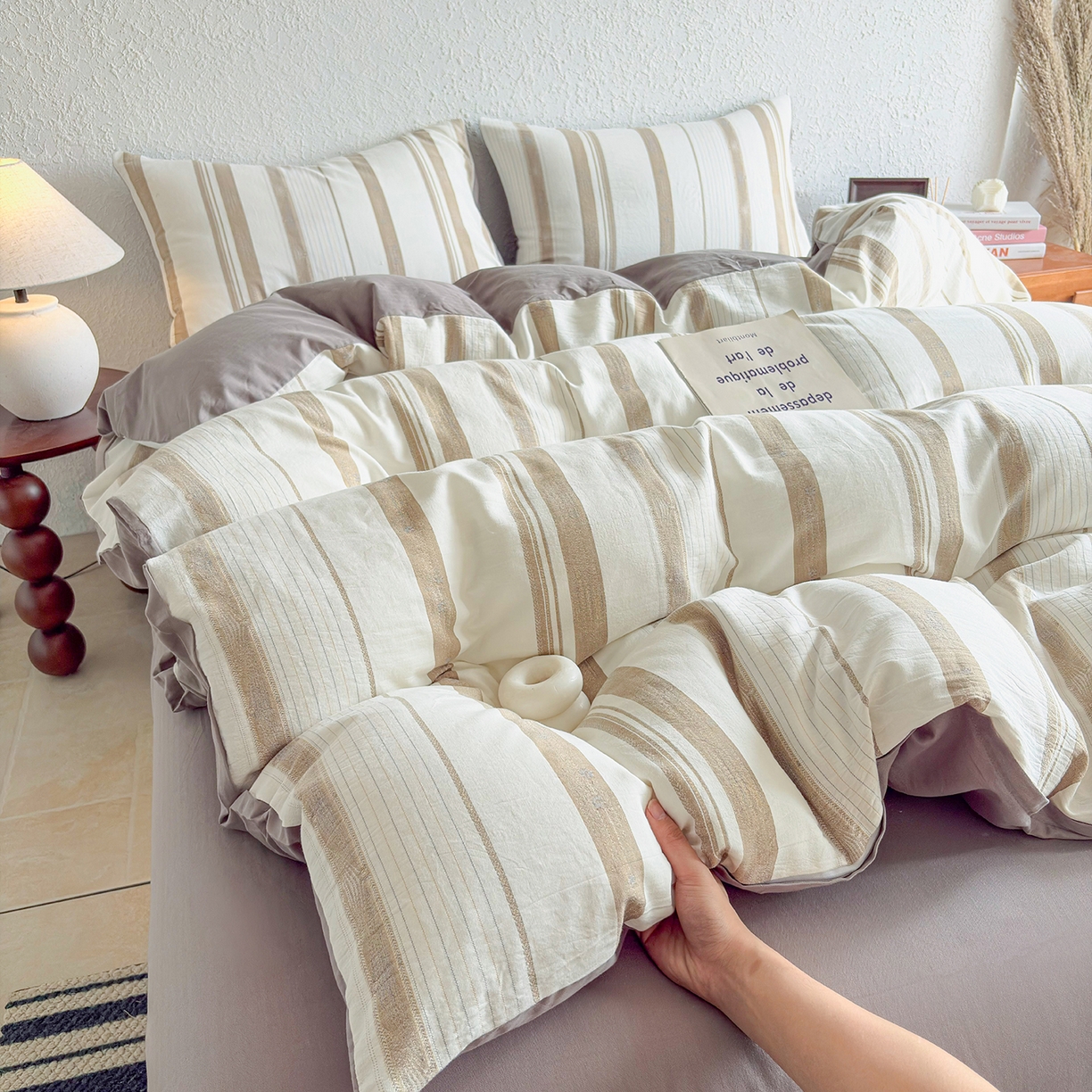 91家纺网 家纺一手货源 找家纺 贝尔 2026新款全棉色织提花双层纱单被套 岛屿灰