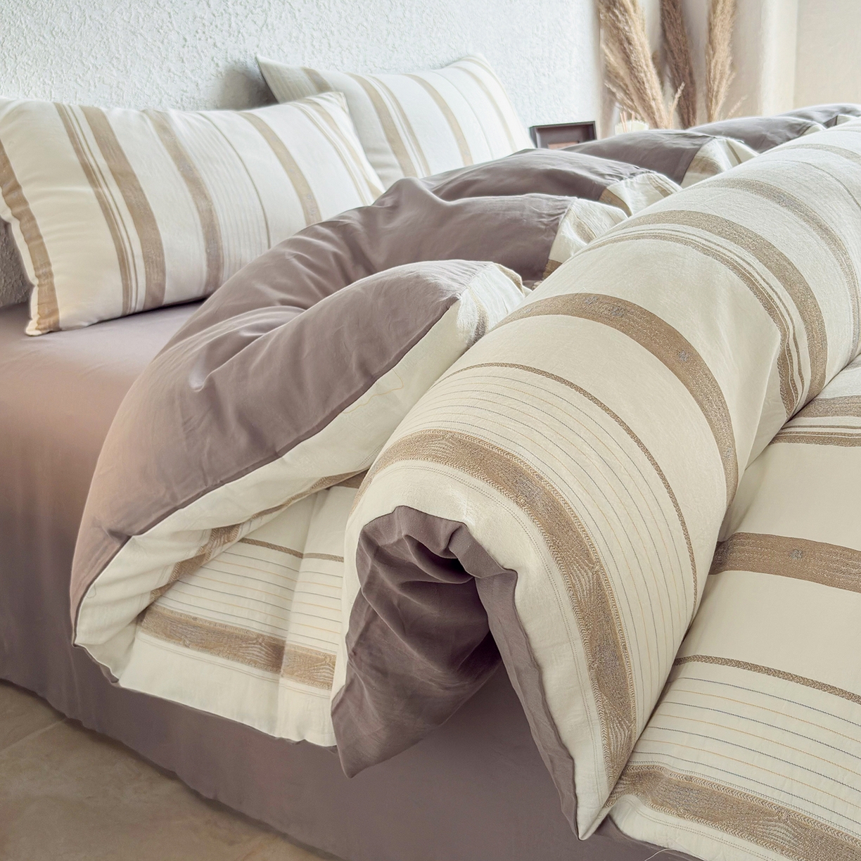 91家纺网 家纺一手货源 找家纺 贝尔 2026新款全棉色织提花双层纱单被套 岛屿灰