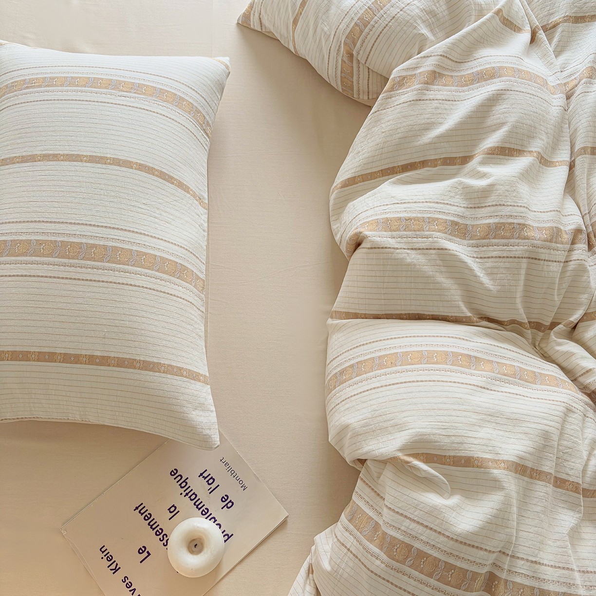 91家纺网 家纺一手货源 找家纺 贝尔 2026新款全棉色织提花双层纱单被套 法颂