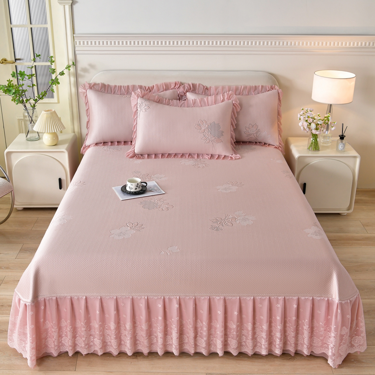 91家纺网 家纺一手货源 找家纺 绒耀家纺 直播新款加厚复合冰豆豆PE高分子凉感丝双面提花凉席三件套双层花边（控价最低139起） 静庭玫瑰-粉