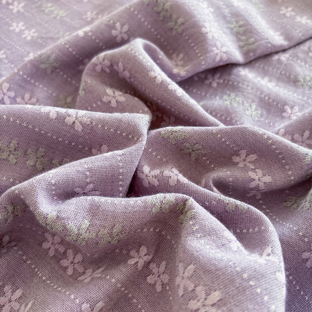 91家纺网 家纺一手货源 找家纺 贝尔 2026新款全棉色织提花双层纱单被套 花漫