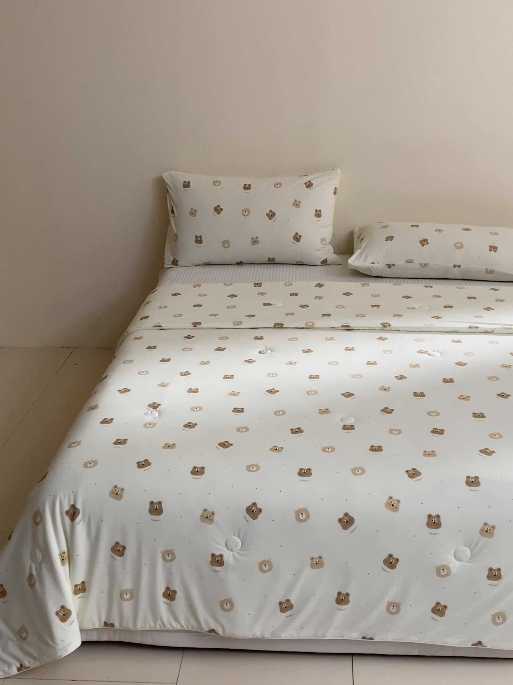 91家纺网 家纺一手货源 找家纺 一加一 2026新款A类凉感冰皮印花冰蚕被夏被夏凉被空调被 童话熊仔