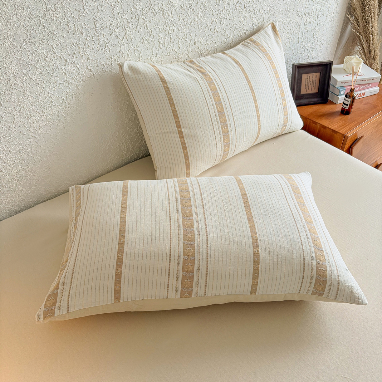 91家纺网 家纺一手货源 找家纺 （总）贝尔 2026新款全棉色织提花双层纱单枕套