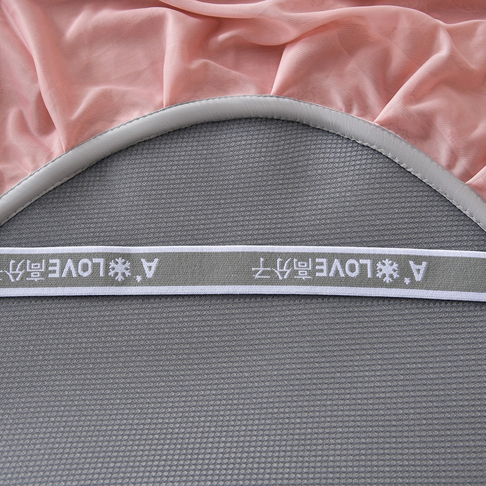 91家纺网 家纺一手货源 找家纺 绒耀家纺 直播新款加厚复合冰豆豆PE高分子凉感丝双面提花凉席三件套双层花边（控价最低139起） 静庭玫瑰-粉