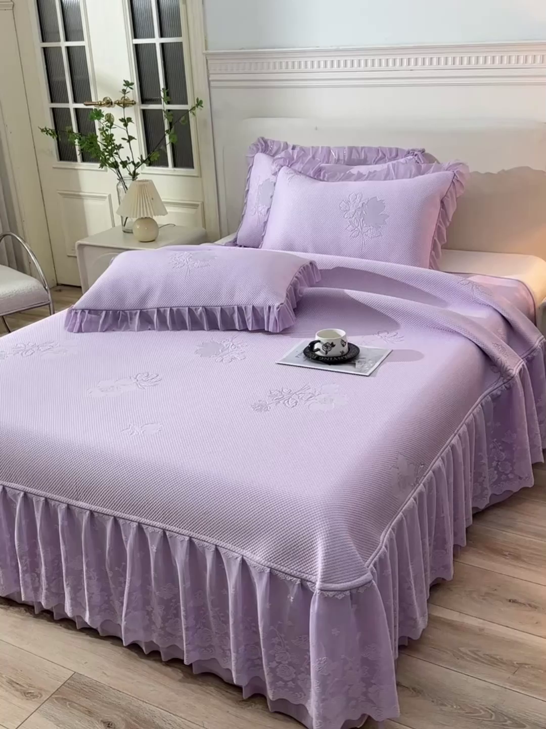 91家纺网 家纺一手货源 找家纺 绒耀家纺 直播新款加厚复合冰豆豆PE高分子凉感丝双面提花凉席三件套双层花边（控价最低139起） 静庭玫瑰-紫