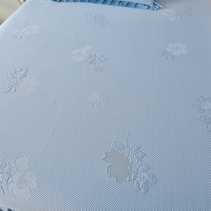 91家纺网 家纺一手货源 找家纺 绒耀家纺 直播新款加厚复合冰豆豆PE高分子凉感丝双面提花凉席三件套双层花边（控价最低139起） 静庭玫瑰-蓝