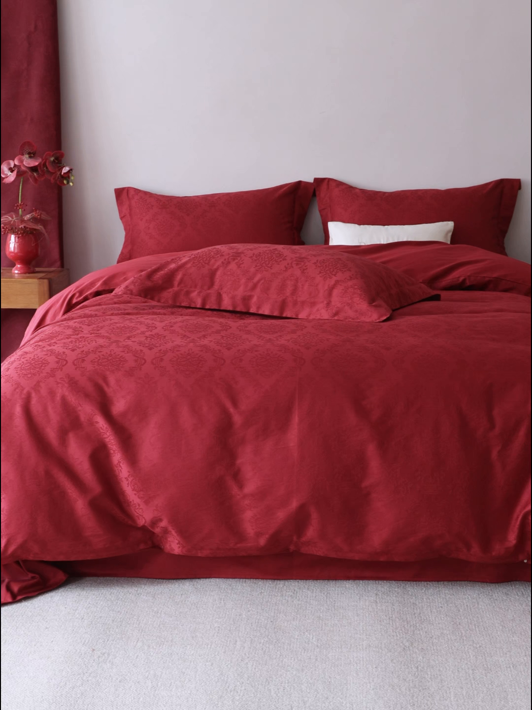 91家纺网 家纺一手货源 找家纺 （总）ONE TWO ONE 121 2026新款全棉100s长绒棉纯棉50支床上用品结婚大红色婚庆四件套提花浪漫礼遇