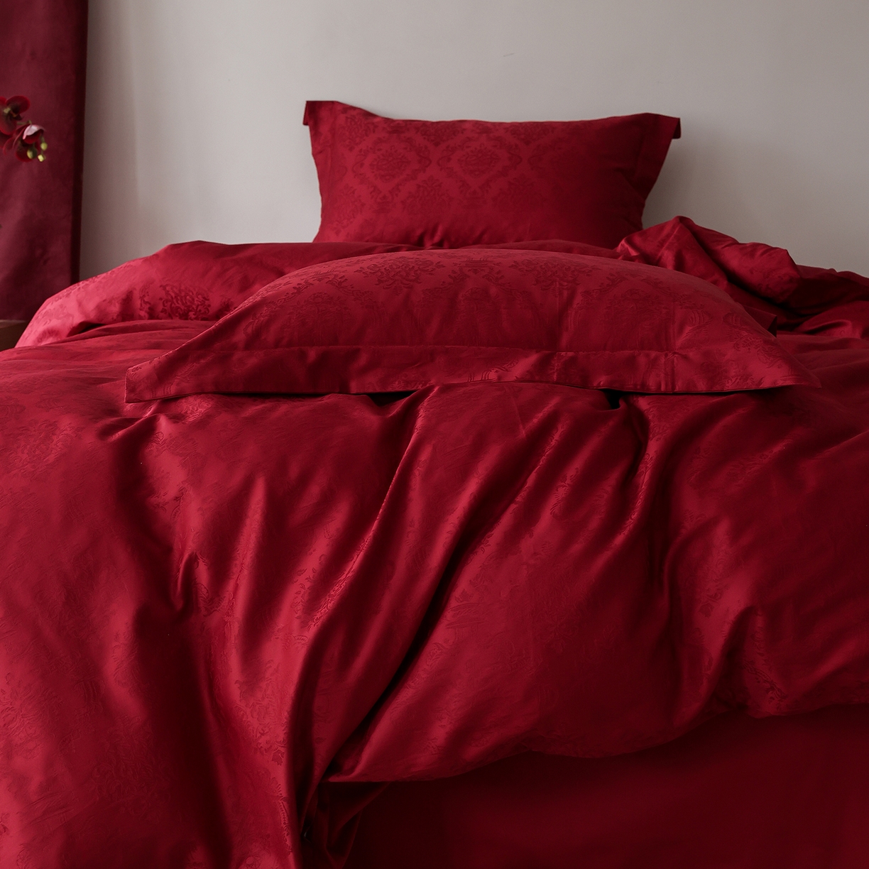 91家纺网 家纺一手货源 找家纺 （总）ONE TWO ONE 121 2026新款全棉100s长绒棉纯棉50支床上用品结婚大红色婚庆四件套提花浪漫礼遇