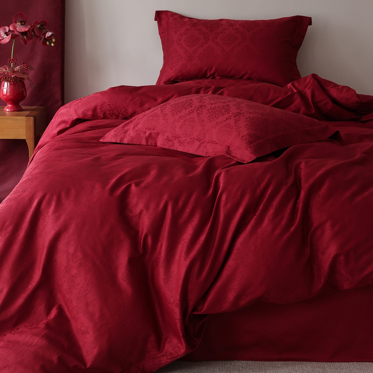 91家纺网 家纺一手货源 找家纺 （总）ONE TWO ONE 121 2026新款全棉100s长绒棉纯棉50支床上用品结婚大红色婚庆四件套提花浪漫礼遇