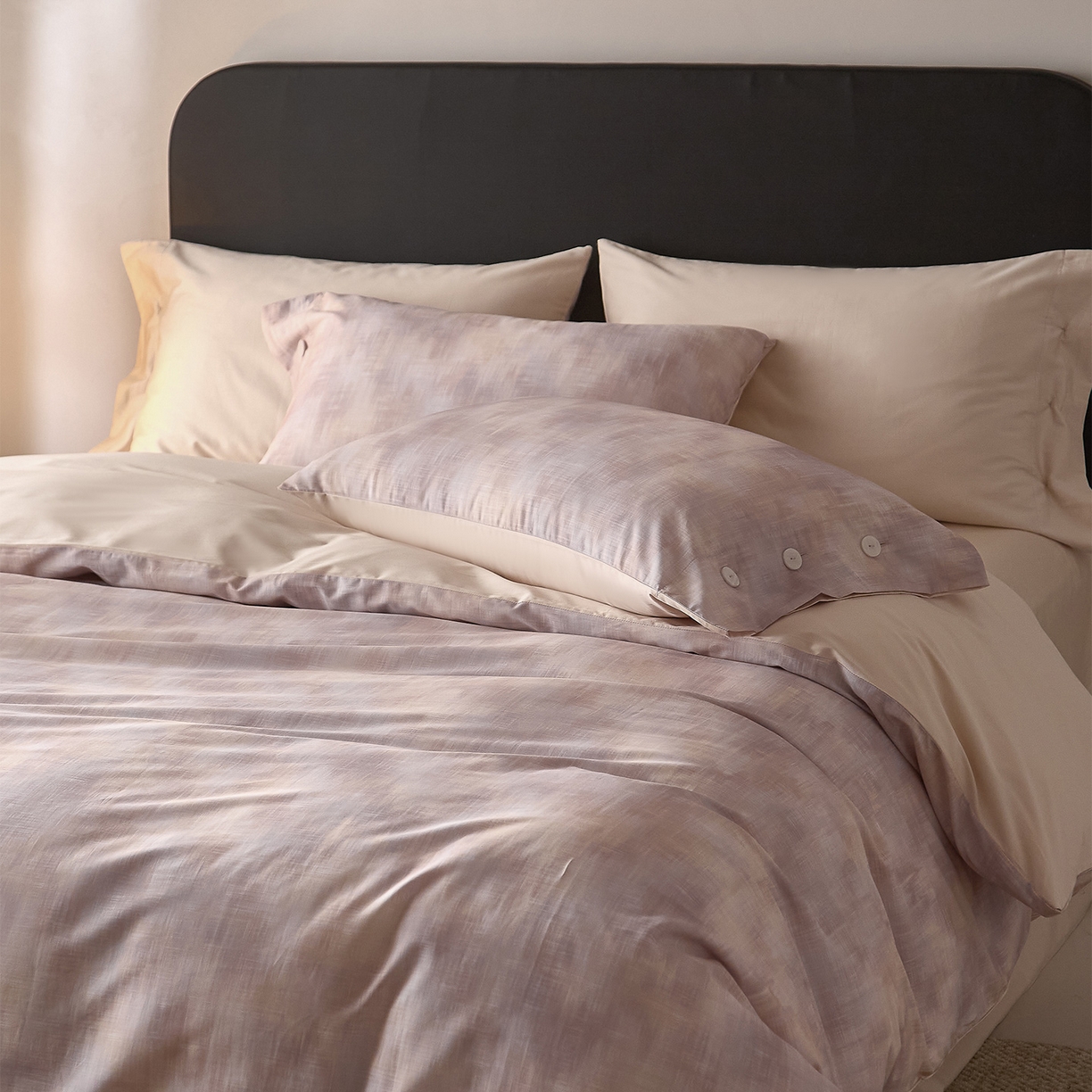 91家纺网 家纺一手货源 找家纺 （总）ONE TWO ONE 121 2026新款100s50支长绒棉纯棉全棉床上用品数码印花四件套纽扣款-墨染江南