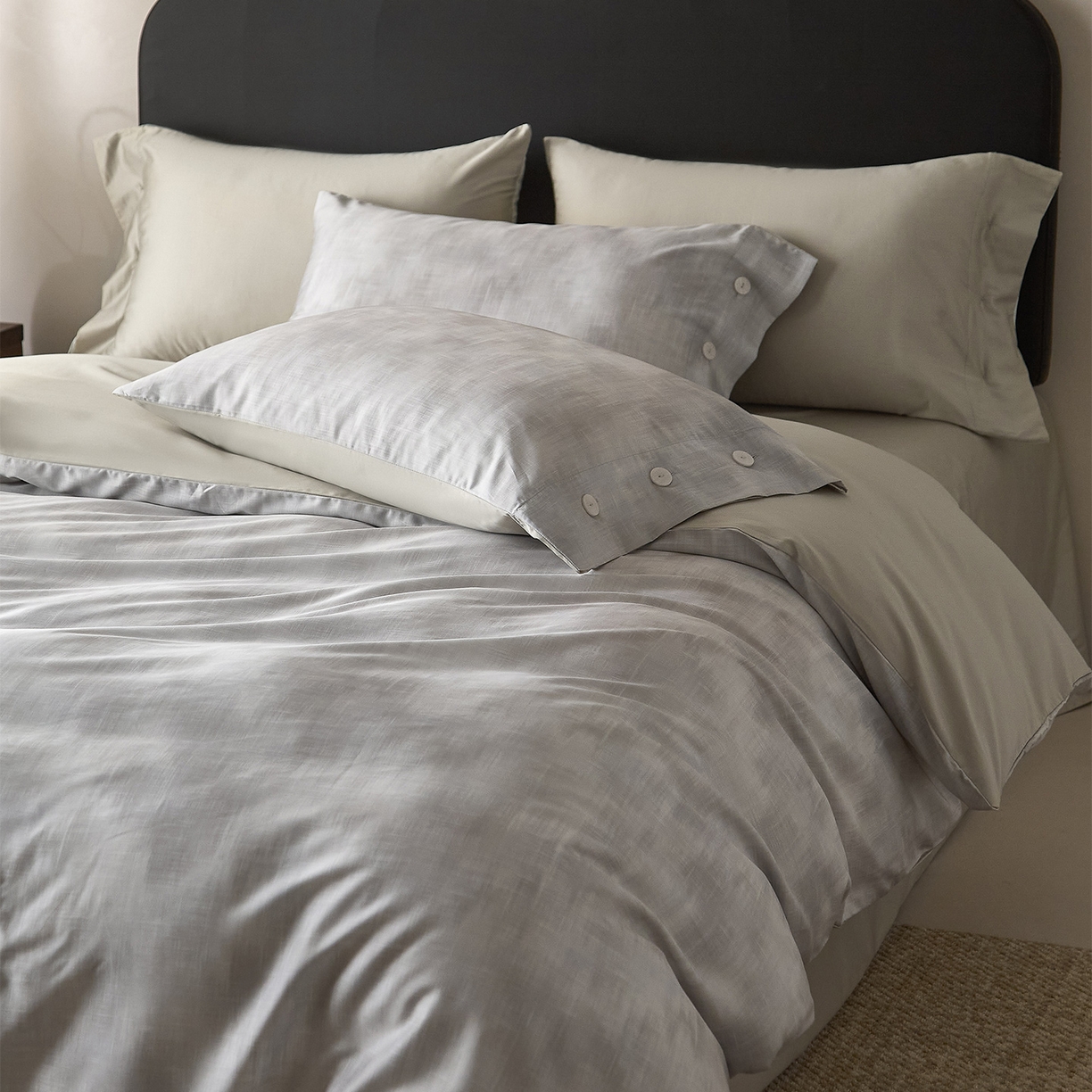 91家纺网 家纺一手货源 找家纺 （总）ONE TWO ONE 121 2026新款100s50支长绒棉纯棉全棉床上用品数码印花四件套纽扣款-墨染江南