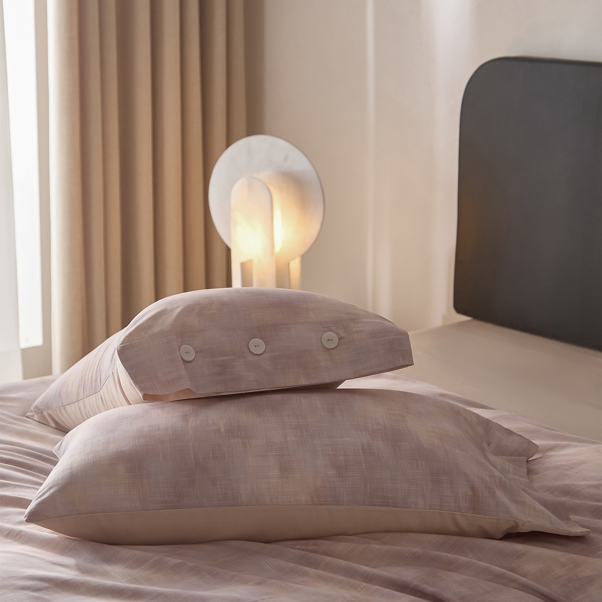 91家纺网 家纺一手货源 找家纺 ONE TWO ONE 121 2026新款100s50支长绒棉纯棉全棉床上用品数码印花四件套纽扣款-墨染江南 墨染江南-粉