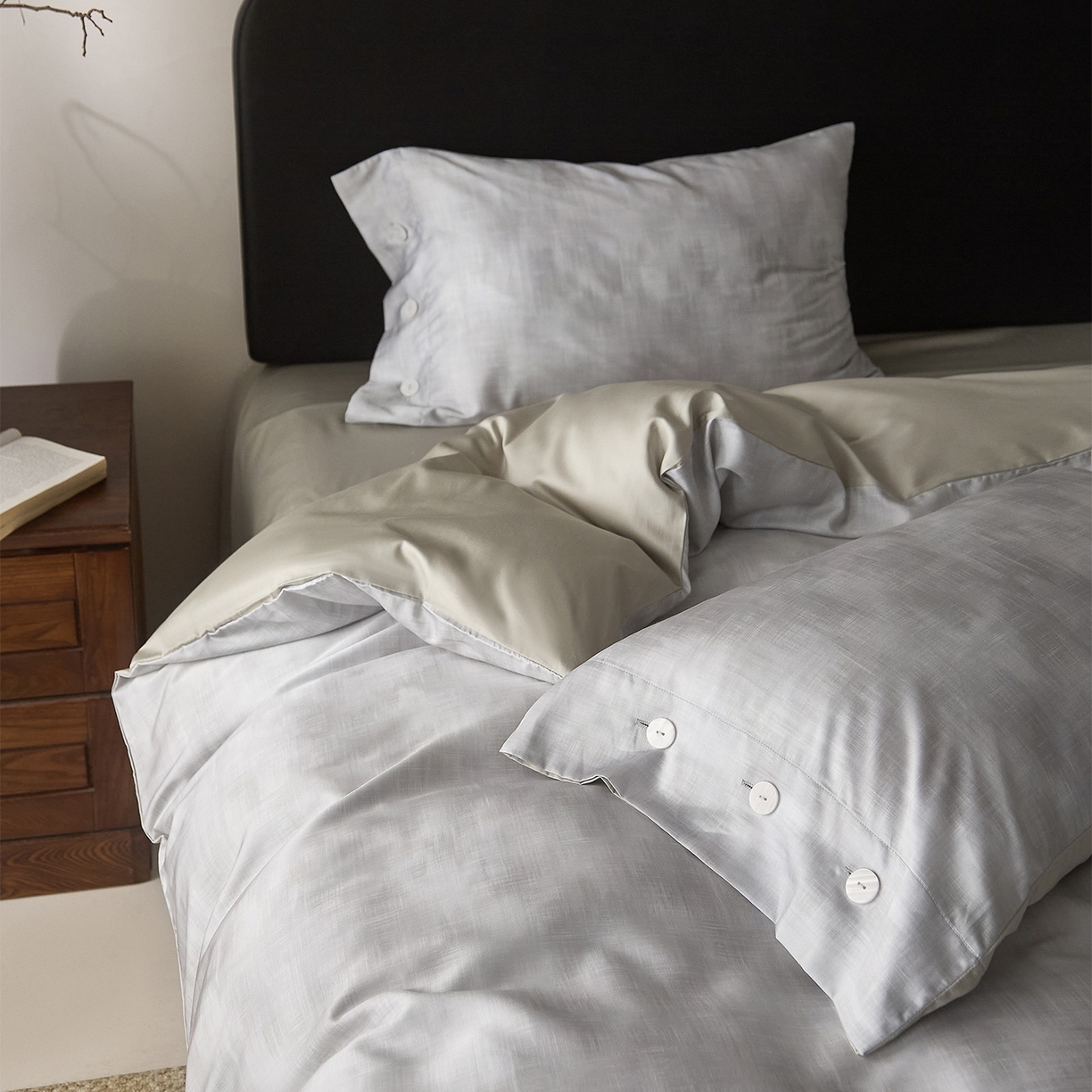 91家纺网 家纺一手货源 找家纺 ONE TWO ONE 121 2026新款100s50支长绒棉纯棉全棉床上用品数码印花四件套纽扣款-墨染江南 墨染江南-灰