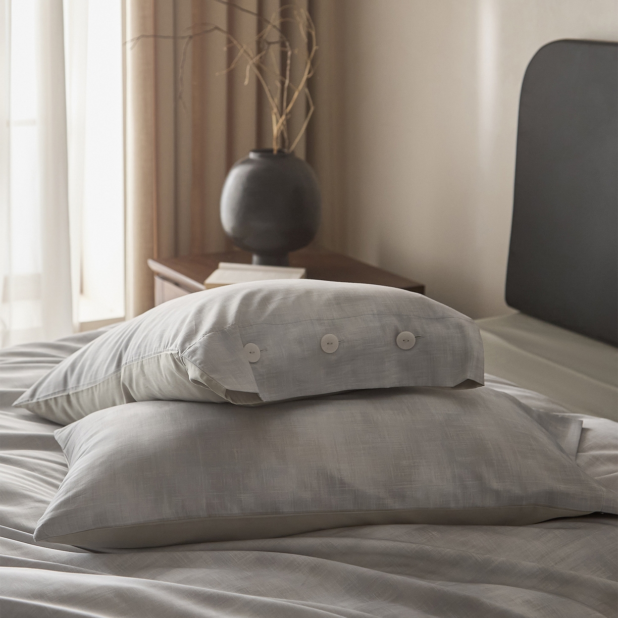 91家纺网 家纺一手货源 找家纺 ONE TWO ONE 121 2026新款100s50支长绒棉纯棉全棉床上用品数码印花四件套纽扣款-墨染江南 墨染江南-灰