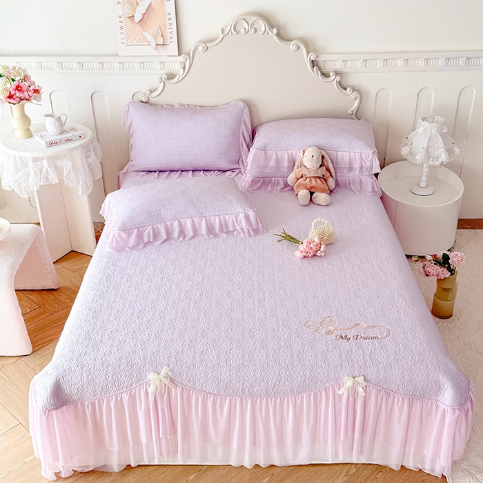 91家纺网 家纺一手货源 找家纺 （总）苏米娜家纺SUMINA 2026新款PE高分子弯边工艺双层花边床裙款凉席三件套-梦幻