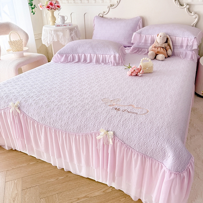 91家纺网 家纺一手货源 找家纺 （总）苏米娜家纺SUMINA 2026新款PE高分子弯边工艺双层花边床裙款凉席三件套-梦幻