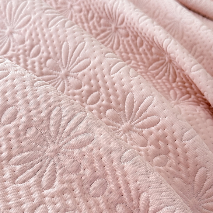 91家纺网 家纺一手货源 找家纺 苏米娜家纺SUMINA 2026新款PE高分子弯边工艺双层花边床裙款凉席三件套-梦幻 梦幻-粉黛