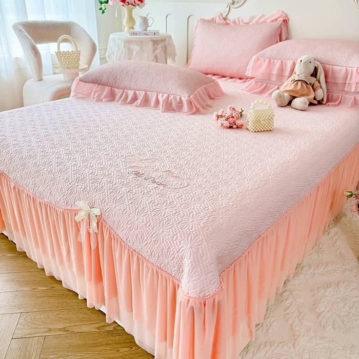 91家纺网 家纺一手货源 找家纺 苏米娜家纺SUMINA 2026新款PE高分子弯边工艺双层花边床裙款凉席三件套-梦幻 梦幻-粉黛