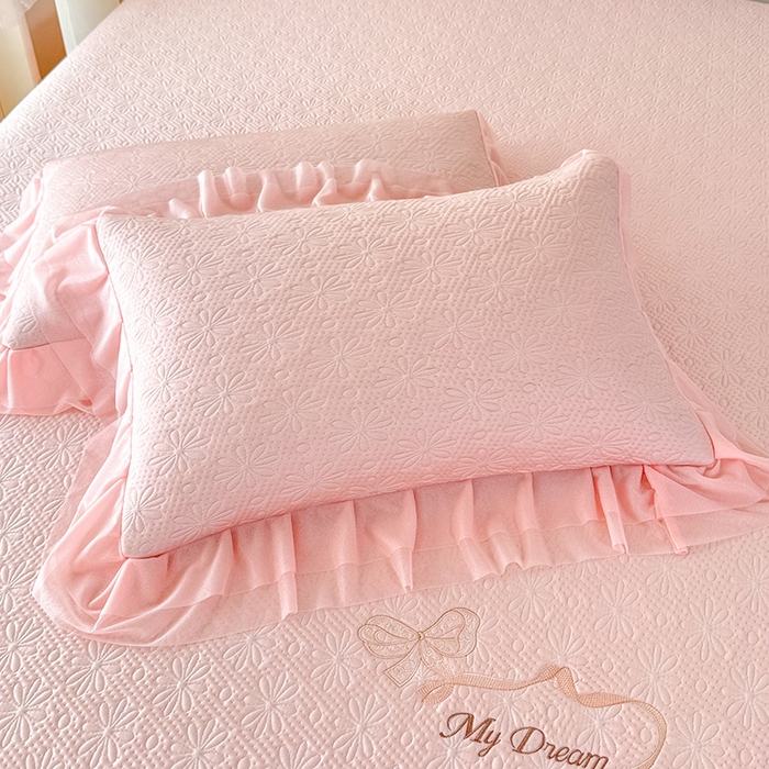 91家纺网 家纺一手货源 找家纺 苏米娜家纺SUMINA 2026新款PE高分子弯边工艺双层花边床裙款凉席三件套-梦幻 梦幻-粉黛