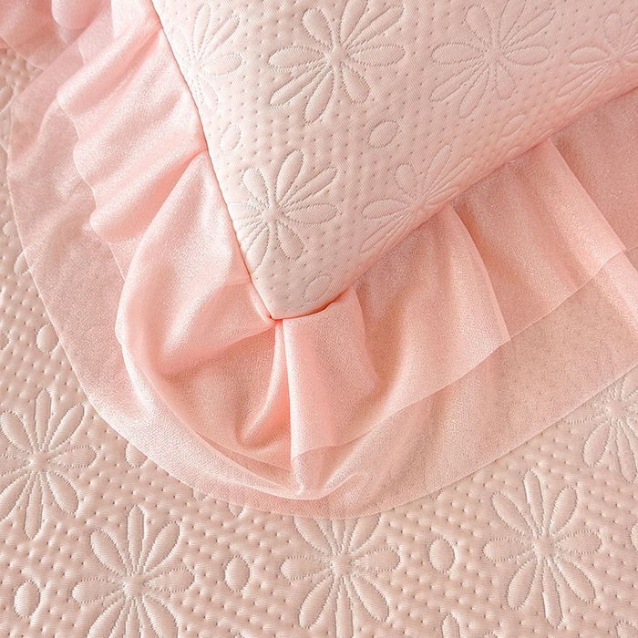 91家纺网 家纺一手货源 找家纺 苏米娜家纺SUMINA 2026新款PE高分子弯边工艺双层花边床裙款凉席三件套-梦幻 梦幻-粉黛