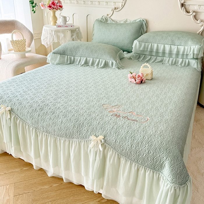 91家纺网 家纺一手货源 找家纺 苏米娜家纺SUMINA 2026新款PE高分子弯边工艺双层花边床裙款凉席三件套-梦幻 梦幻-清新绿