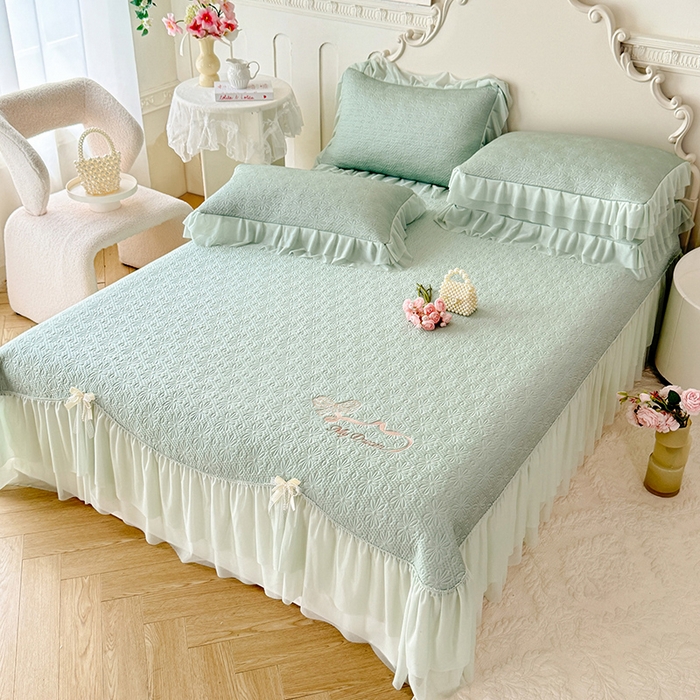 91家纺网 家纺一手货源 找家纺 苏米娜家纺SUMINA 2026新款PE高分子弯边工艺双层花边床裙款凉席三件套-梦幻 梦幻-清新绿