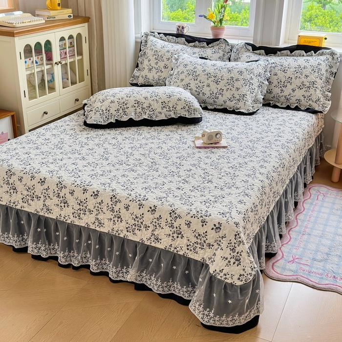 91家纺网 家纺一手货源 找家纺 雅眠居 2026直播爆款泡芙双层纱蕾丝花边被套款床盖款四件套 墨染