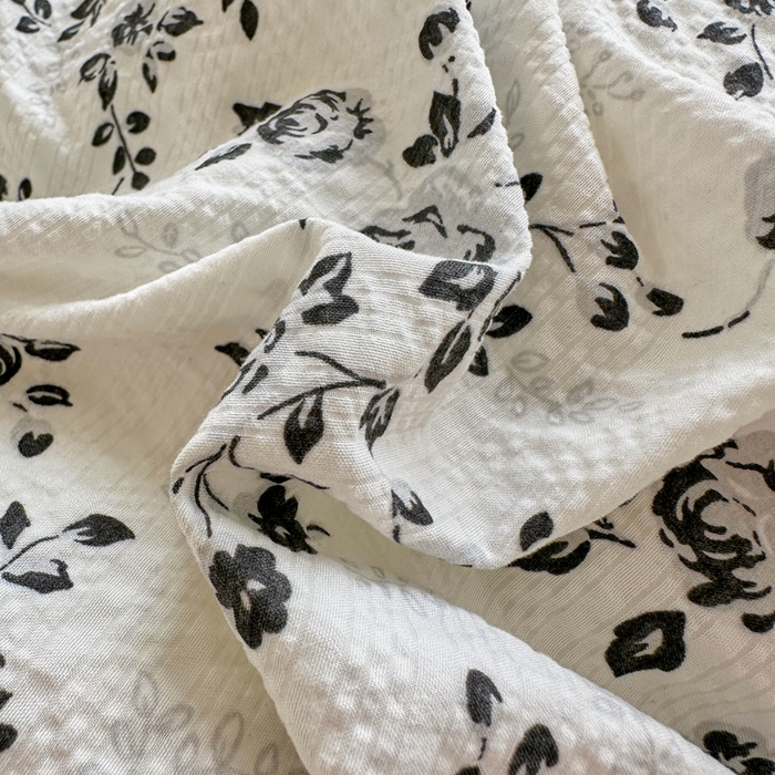 91家纺网 家纺一手货源 找家纺 雅眠居 2026直播爆款泡芙双层纱蕾丝花边被套款床盖款四件套 墨染