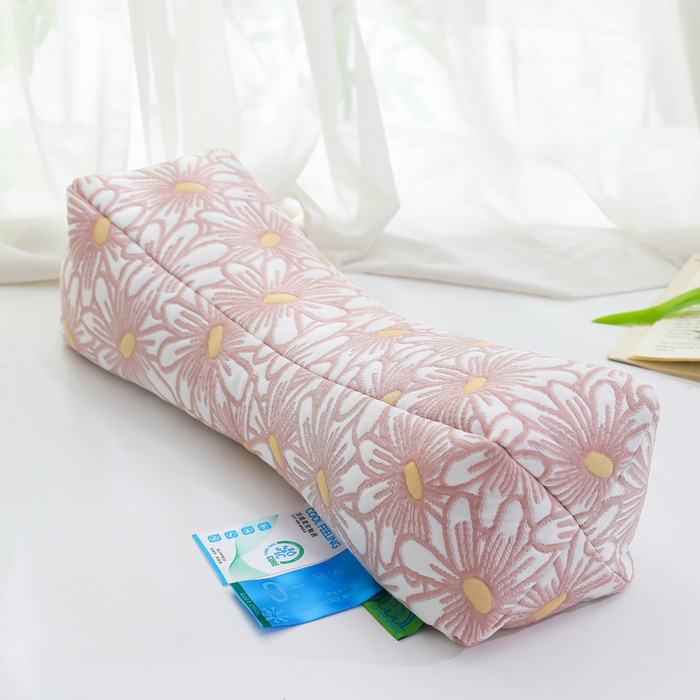 91家纺网 家纺一手货源 找家纺 （总）仁宇枕业 2026新款夏凉冰爽菊花宫廷老虎护颈荞麦枕头枕芯