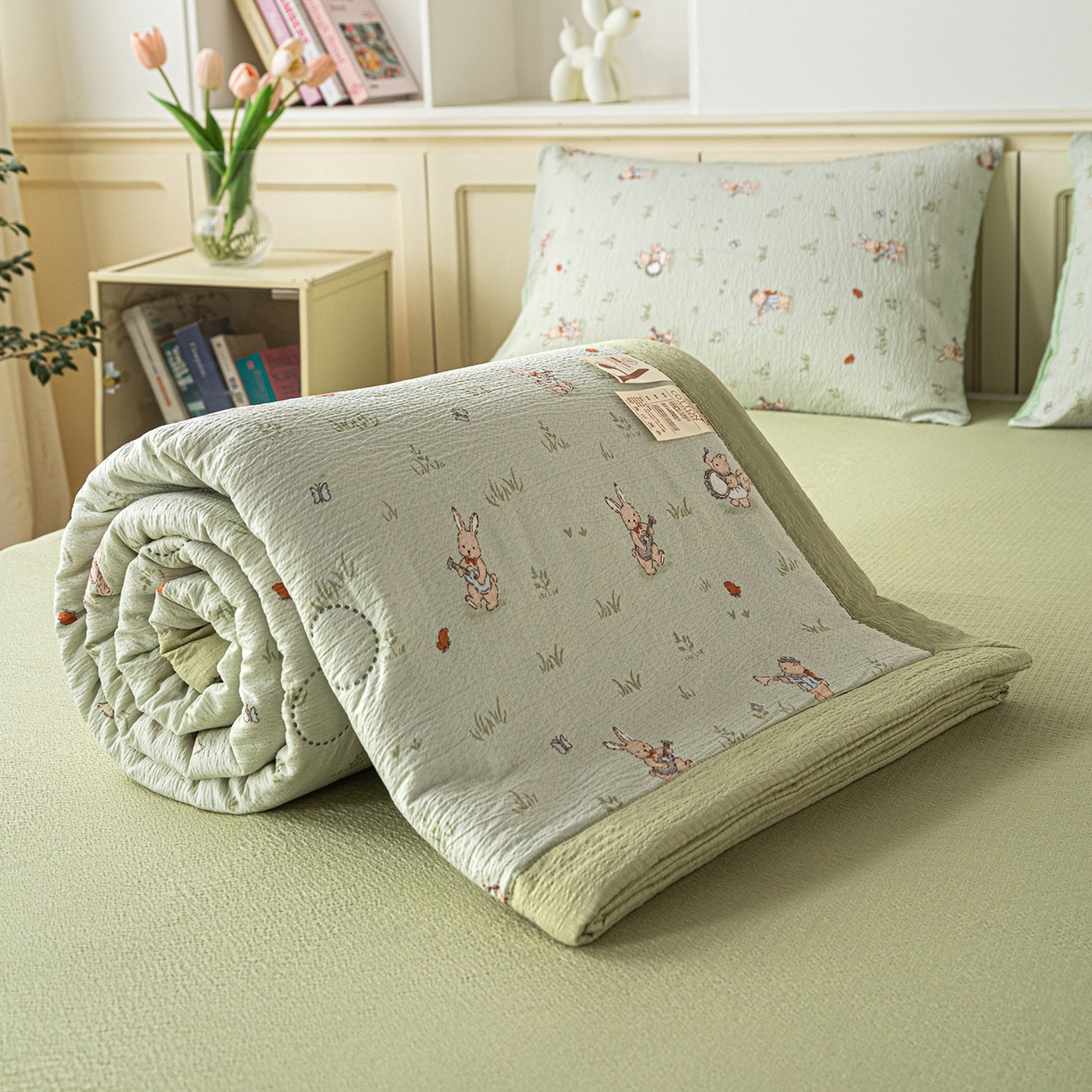 91家纺网 家纺一手货源 找家纺 几禾 2026新款A类云感双层纱夏被木棉皱皱纱棉花被小清新印花夏被夏凉被费尔岛空调被 兔子乐队